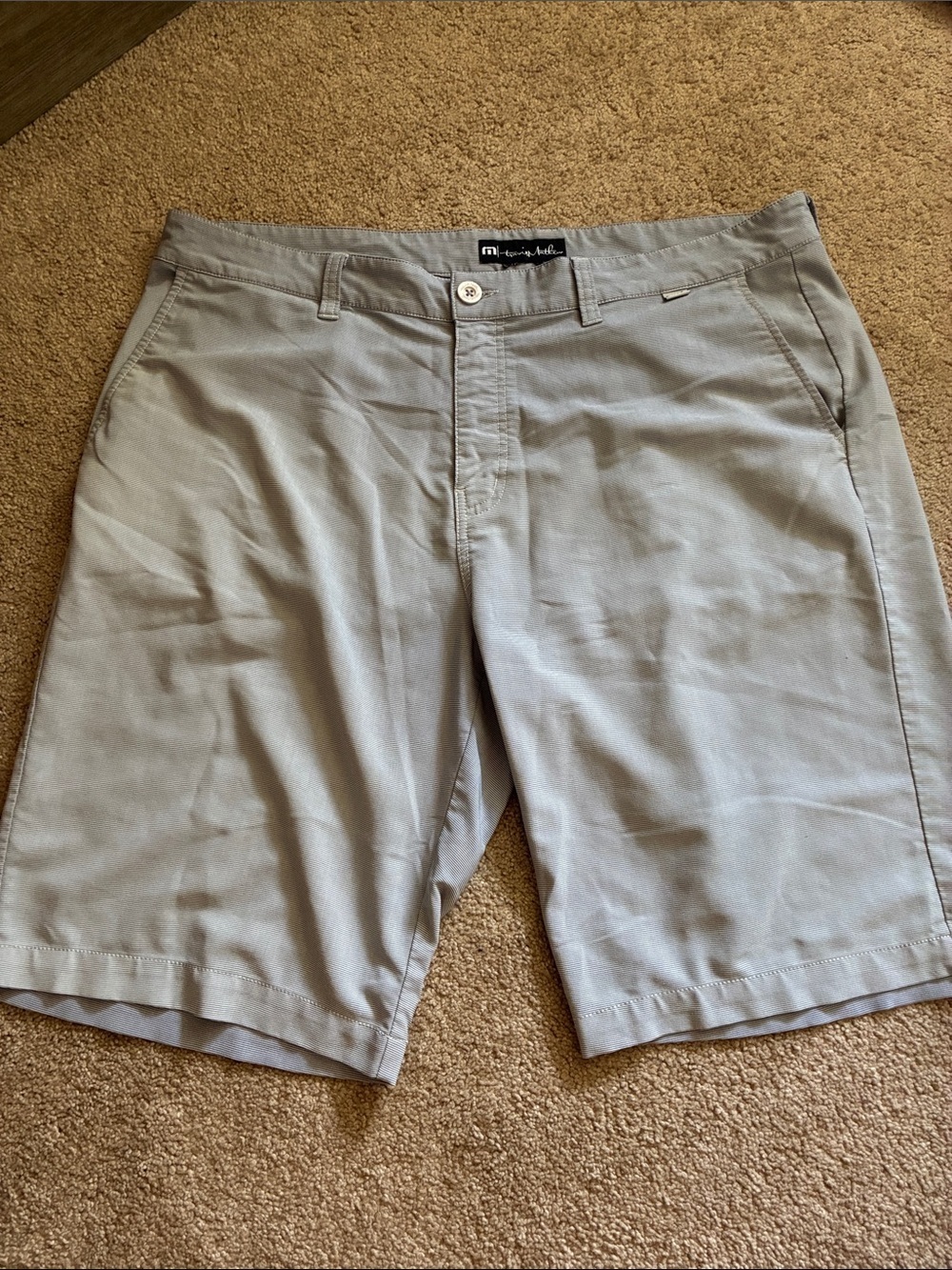 Travis Mathew Men’s Size 42 Gray Micro-Stripe Golf Shorts